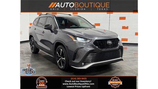 used 2021 Toyota Highlander car, priced at $31,100