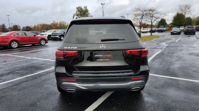 used 2020 Mercedes-Benz GLB 250 car, priced at $20,500