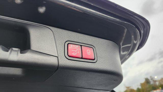 used 2020 Mercedes-Benz GLB 250 car, priced at $20,500