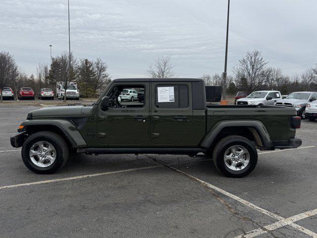 used 2021 Jeep Gladiator car, priced at $26,900