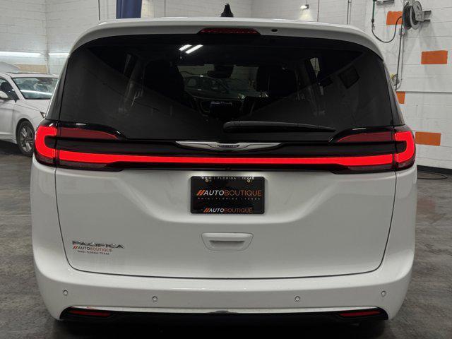 used 2023 Chrysler Pacifica car, priced at $23,600