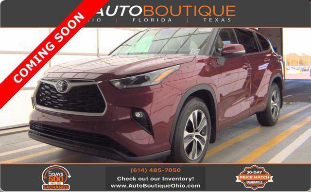 used 2021 Toyota Highlander car, priced at $26,045