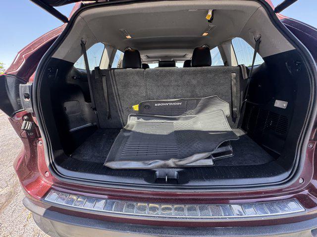 used 2018 Toyota Highlander car, priced at $22,800