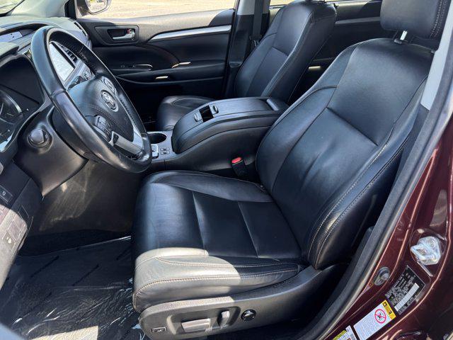 used 2018 Toyota Highlander car, priced at $22,800