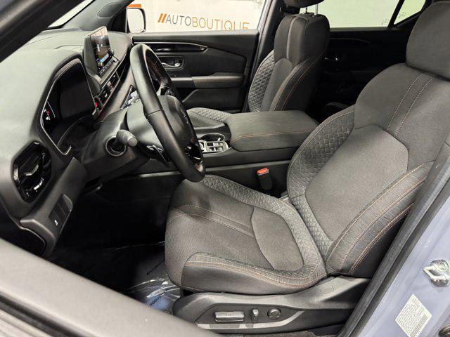 used 2025 Honda Pilot car, priced at $37,500