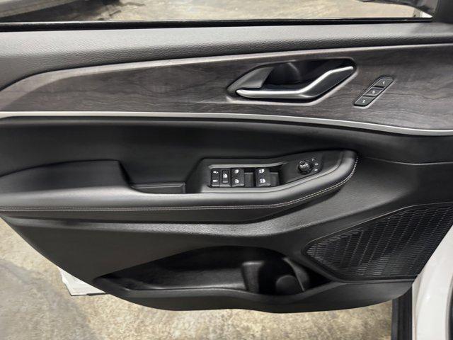 used 2023 Jeep Grand Cherokee car, priced at $28,300