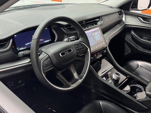 used 2023 Jeep Grand Cherokee car, priced at $28,300