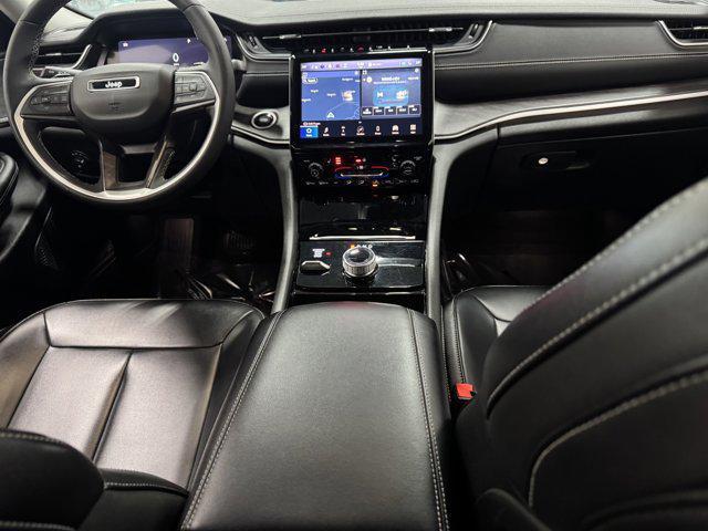 used 2023 Jeep Grand Cherokee car, priced at $28,300