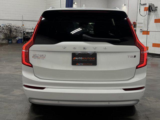 used 2022 Volvo XC90 car, priced at $22,100
