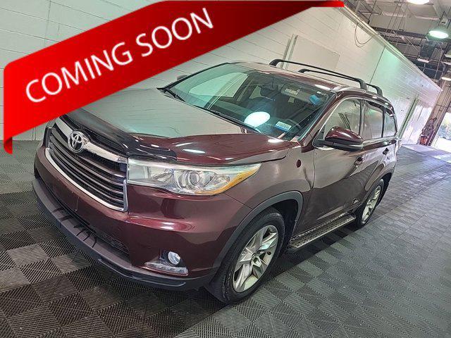 used 2016 Toyota Highlander car, priced at $23,045