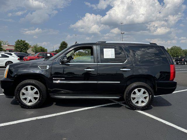 used 2013 Cadillac Escalade car, priced at $16,800