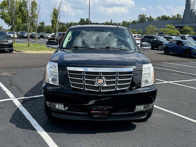 used 2013 Cadillac Escalade car, priced at $16,800
