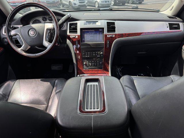 used 2013 Cadillac Escalade car, priced at $16,800