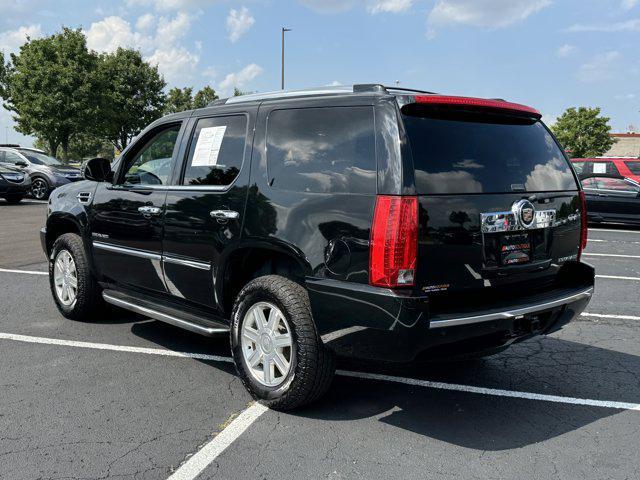 used 2013 Cadillac Escalade car, priced at $16,800