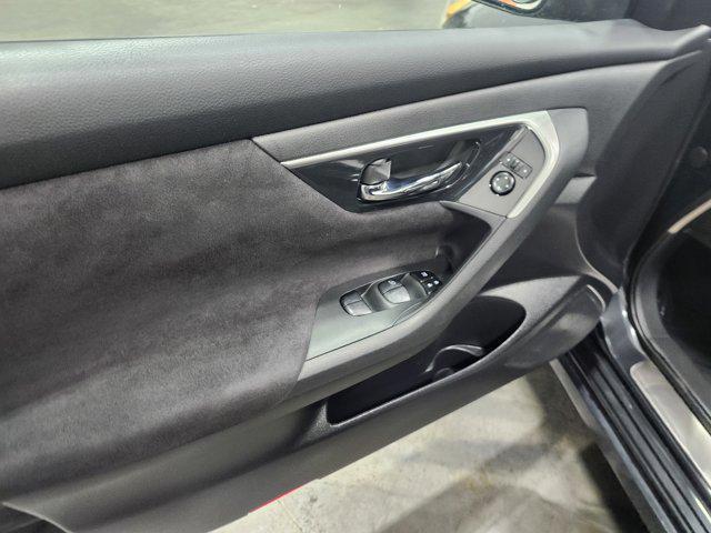used 2013 Nissan Altima car, priced at $9,200
