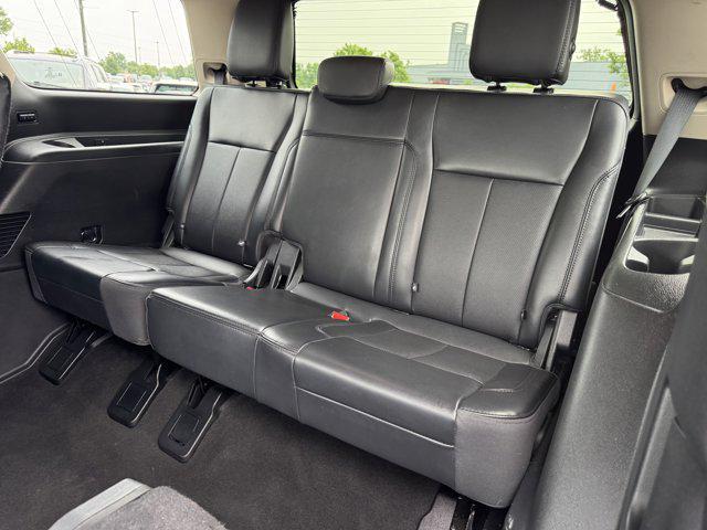 used 2023 Ford Expedition car, priced at $37,500