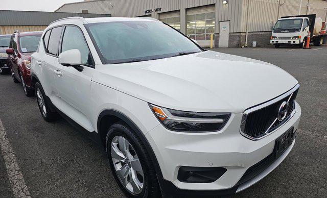 used 2022 Volvo XC40 car, priced at $23,045