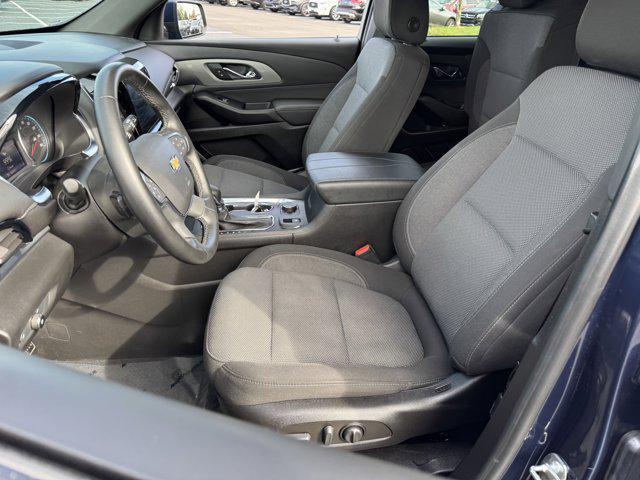 used 2023 Chevrolet Traverse car, priced at $20,900