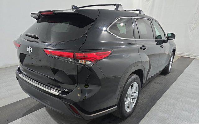 used 2020 Toyota Highlander car, priced at $24,045