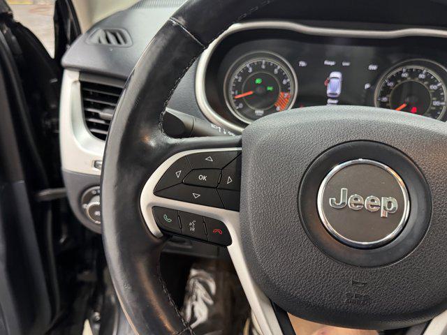 used 2015 Jeep Cherokee car