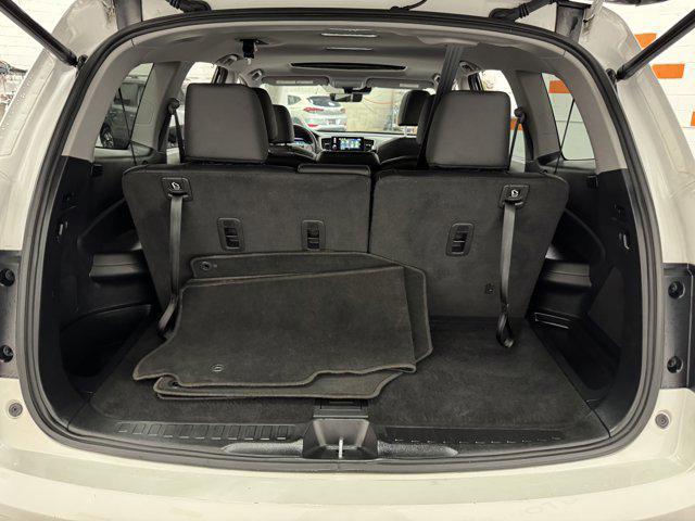 used 2022 Honda Pilot car, priced at $33,545