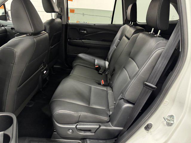 used 2022 Honda Pilot car, priced at $33,545