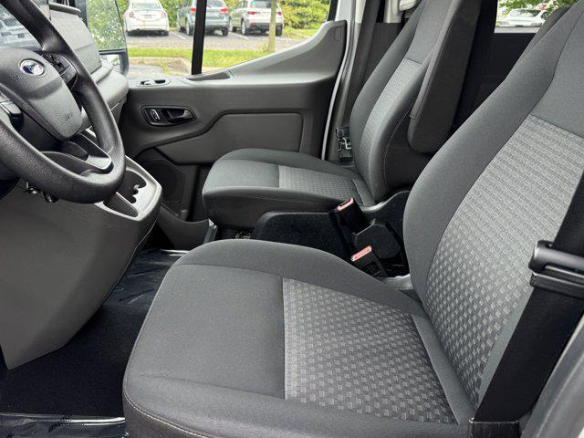 used 2022 Ford Transit-350 car