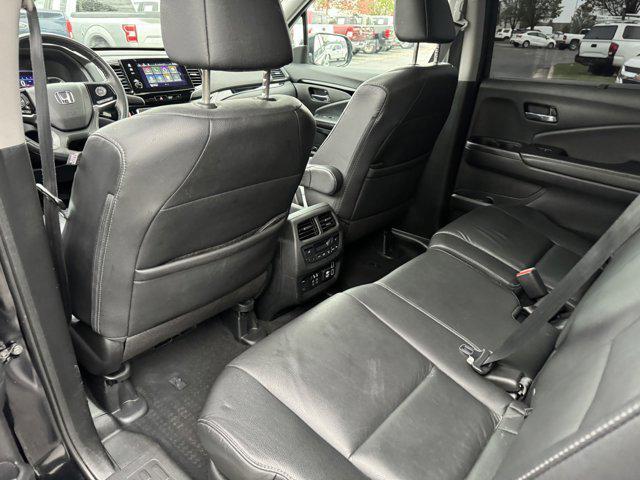 used 2022 Honda Pilot car, priced at $29,545