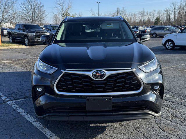 used 2020 Toyota Highlander car, priced at $28,545