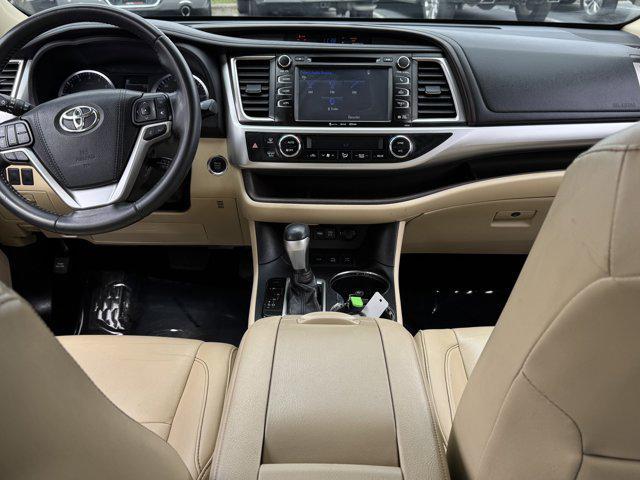 used 2019 Toyota Highlander car, priced at $25,500