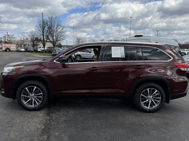 used 2019 Toyota Highlander car, priced at $25,500