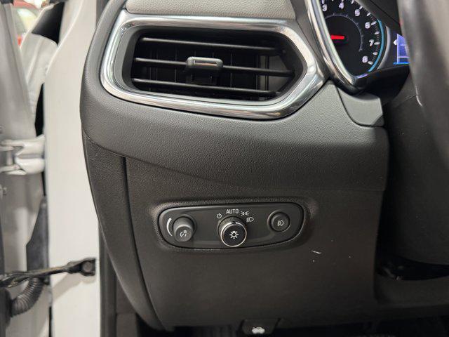 used 2020 Chevrolet Equinox car, priced at $14,500