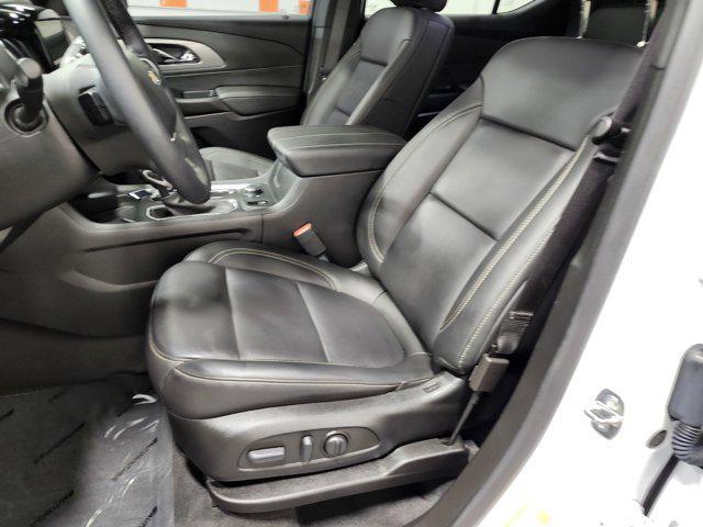 used 2023 Chevrolet Traverse car, priced at $32,500