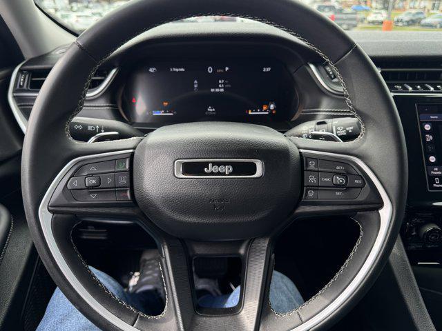 used 2023 Jeep Grand Cherokee car, priced at $30,800