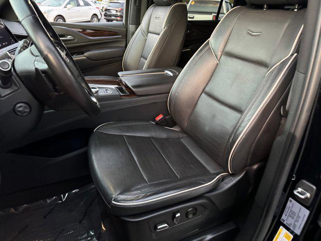 used 2022 Cadillac Escalade ESV car, priced at $54,900