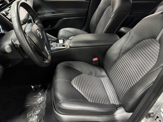 used 2018 Toyota Camry Hybrid car, priced at $17,500
