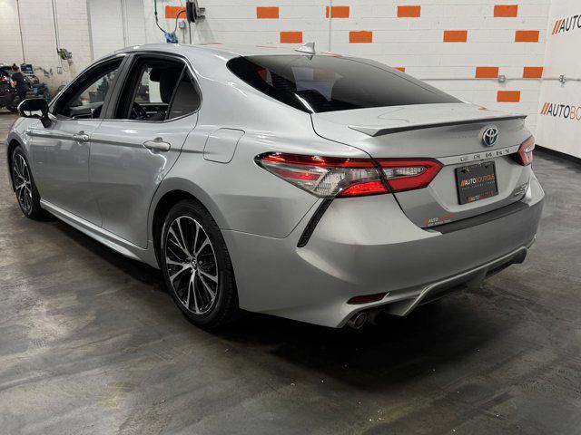 used 2018 Toyota Camry Hybrid car, priced at $17,500