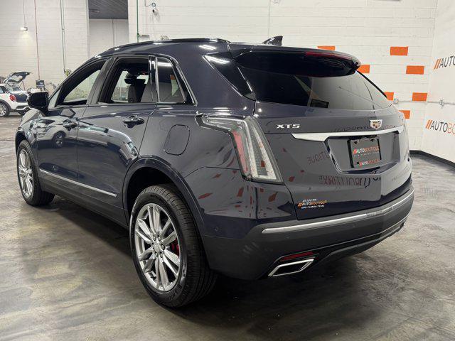 used 2025 Cadillac XT5 car, priced at $53,000