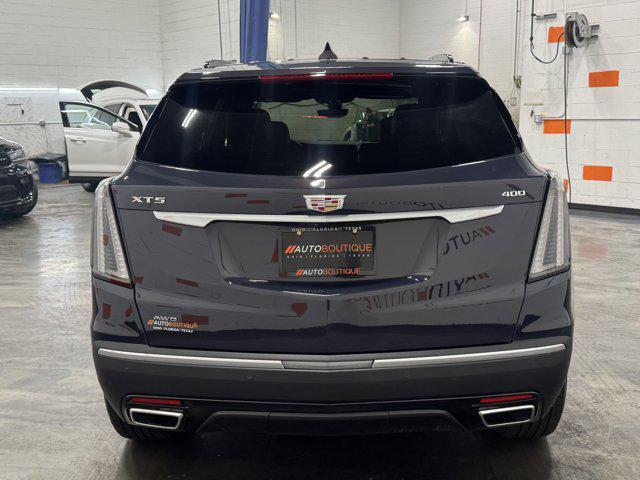 used 2025 Cadillac XT5 car, priced at $53,000