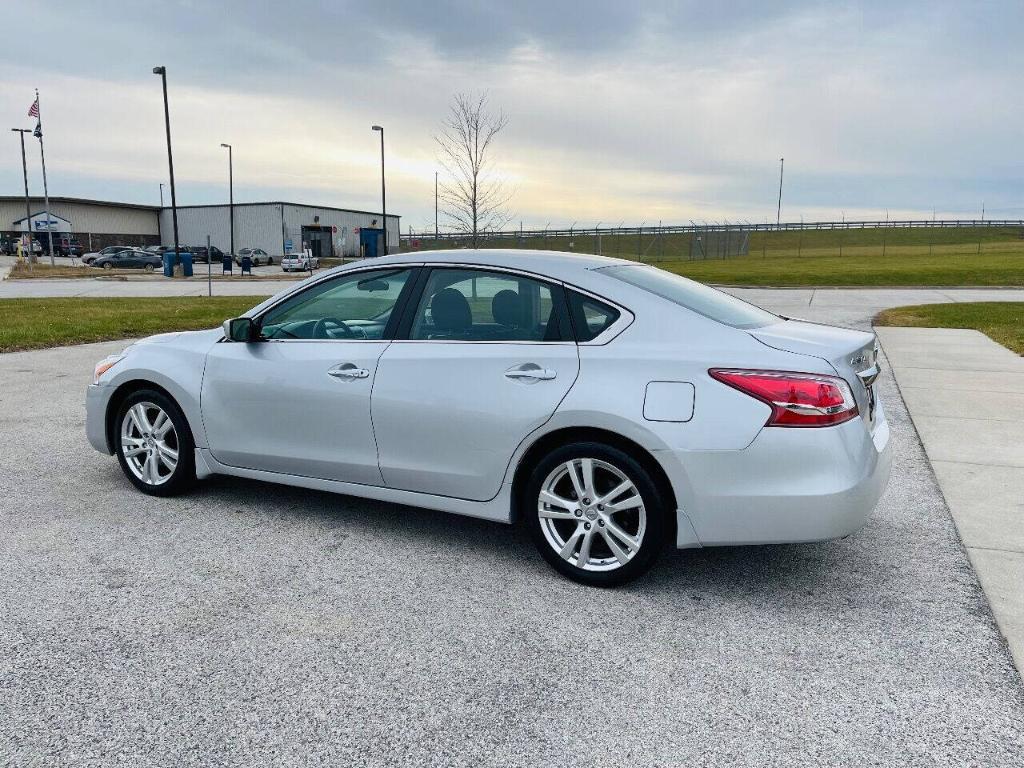 used 2013 Nissan Altima car, priced at $7,995