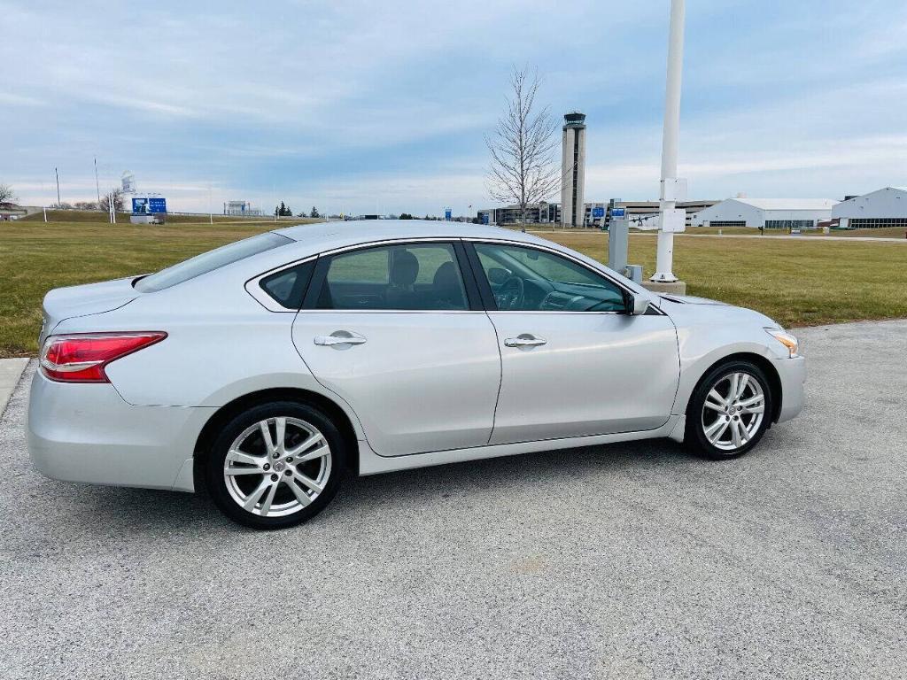 used 2013 Nissan Altima car, priced at $7,995