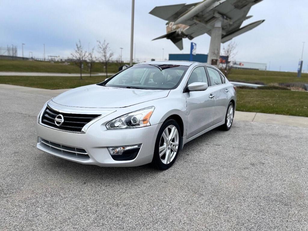 used 2013 Nissan Altima car, priced at $7,995