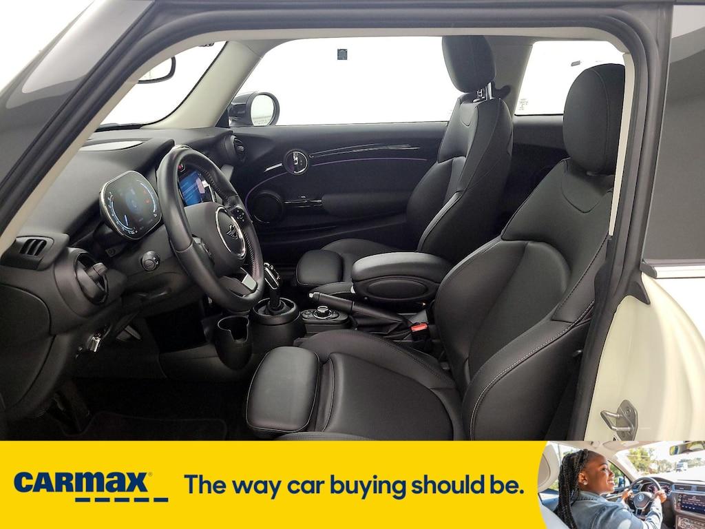 used 2023 MINI Hardtop car, priced at $26,998