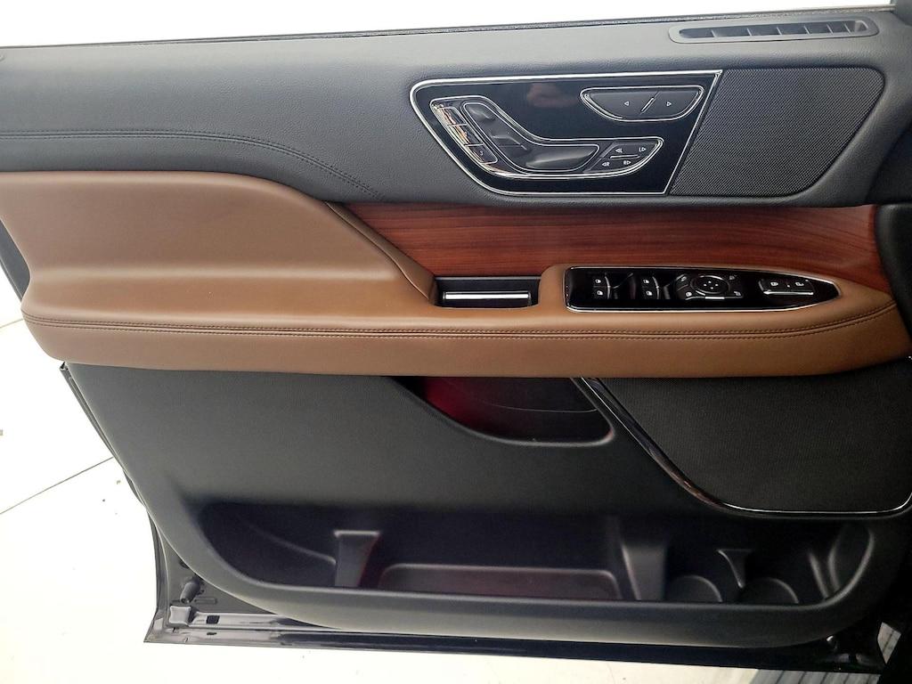 used 2022 Lincoln Navigator car, priced at $48,998