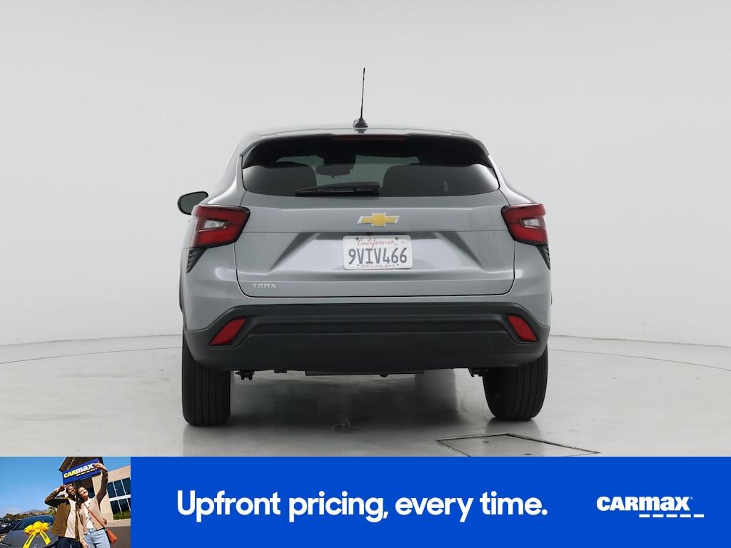 used 2025 Chevrolet Trax car, priced at $23,998