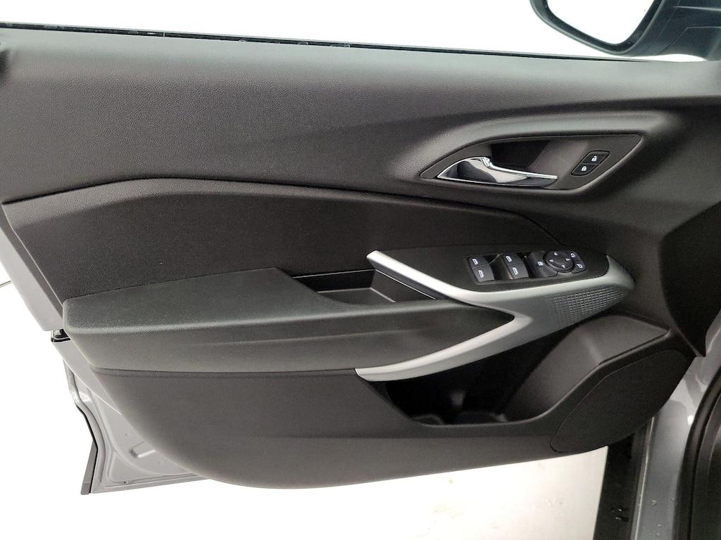 used 2025 Chevrolet Trax car, priced at $23,998