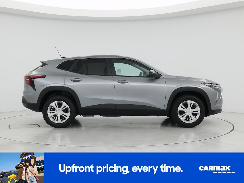 used 2025 Chevrolet Trax car, priced at $23,998