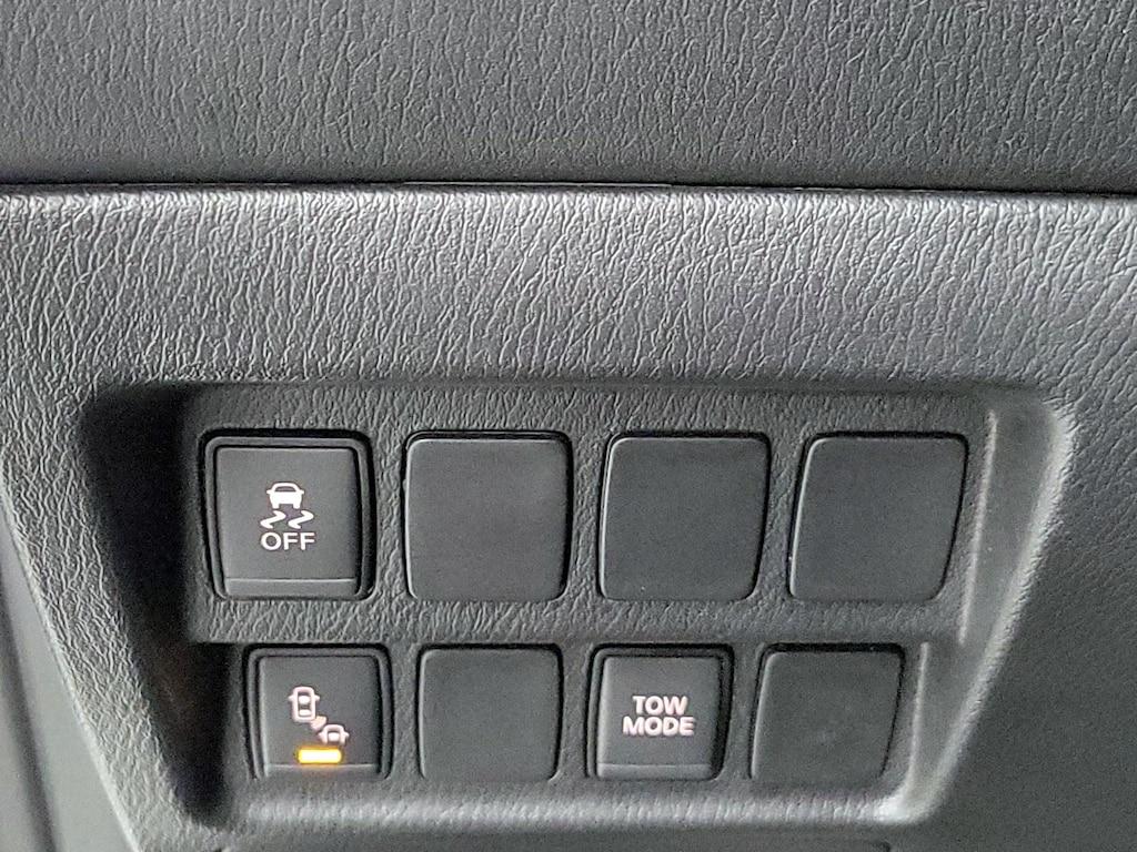 used 2020 Nissan Pathfinder car, priced at $23,998