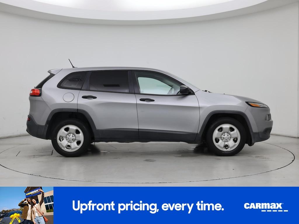 used 2016 Jeep Cherokee car, priced at $13,599