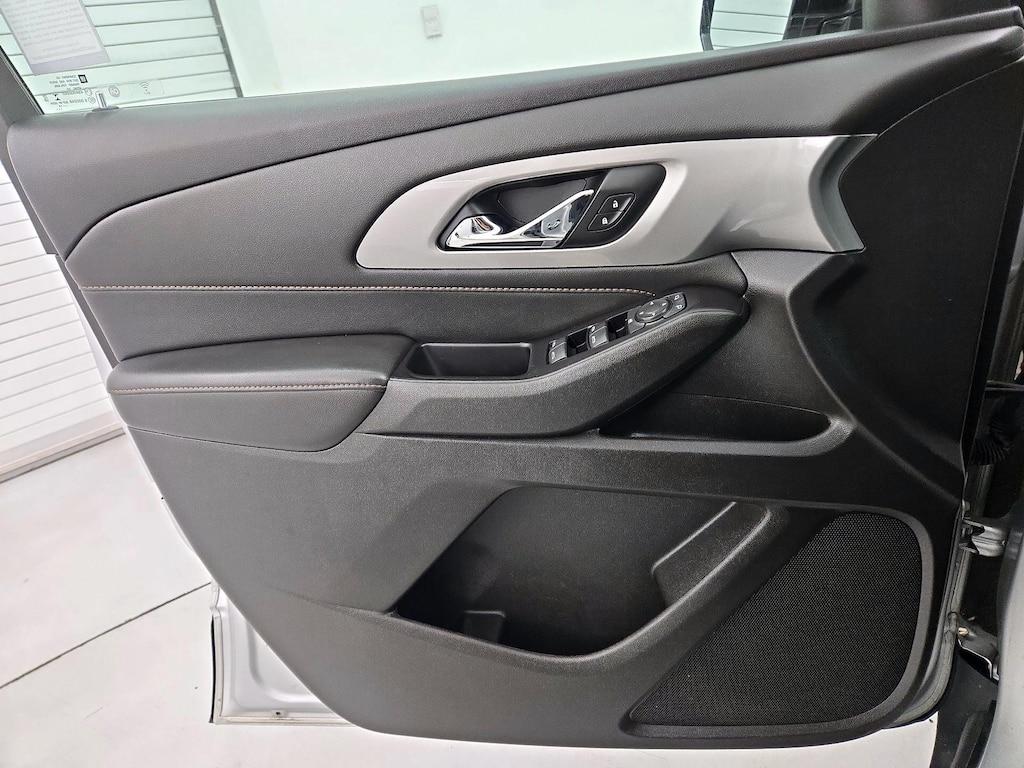 used 2019 Chevrolet Traverse car, priced at $22,998